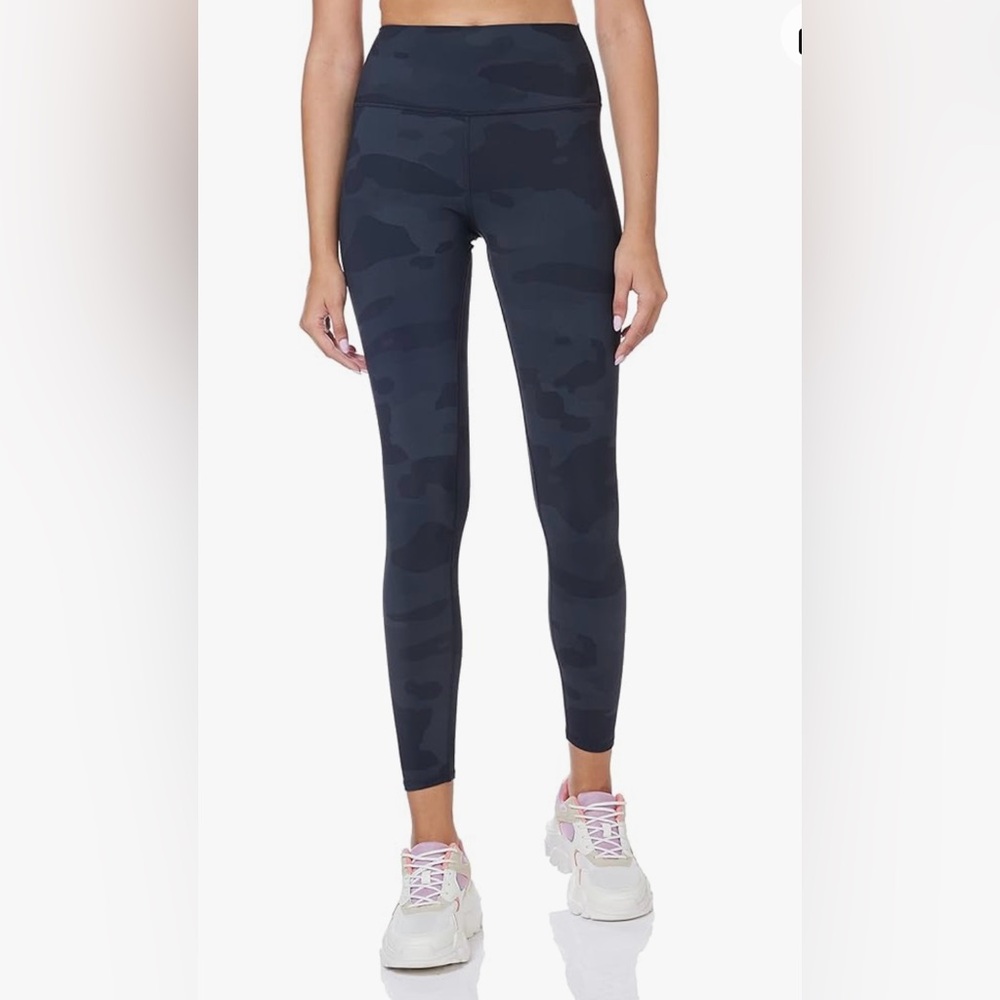 Alo Vapor Legging Black Camo